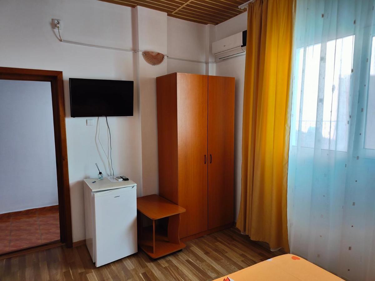 Hotel Vila Olimpica Costinesti Esterno foto